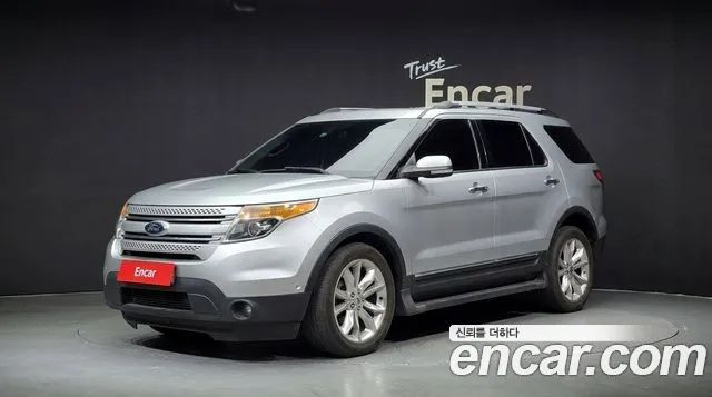 Ford Explorer 2013 — photo 1