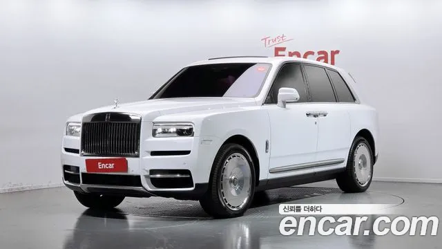 Rolls-Royce Cullinan 2022 — photo 1