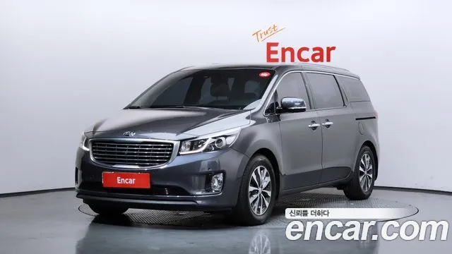 Kia Canival 2018 — photo 1