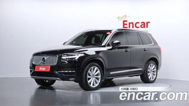 Volvo XC90 2019 — photo 1