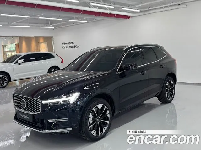 Volvo XC60 2026 — photo 1