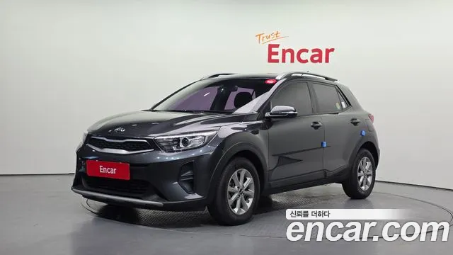 Kia Stonic 2018 — photo 1