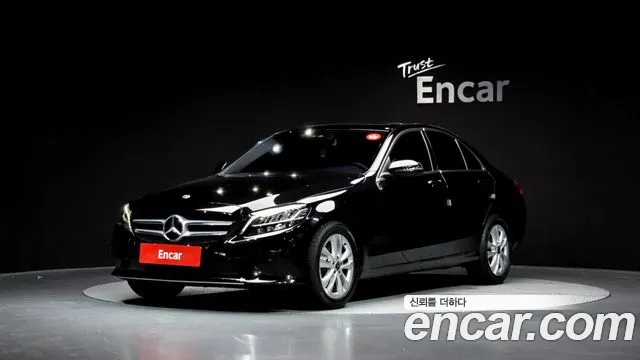 Mercedes-Benz C-Class 2020 — photo 1