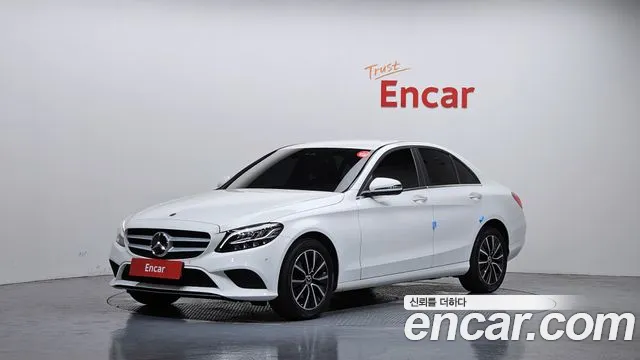 Mercedes-Benz C-Class 2020 — photo 1