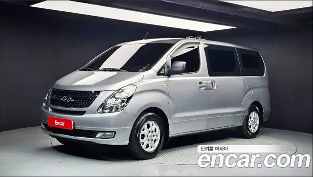 Hyundai Starex 2014 — photo 1