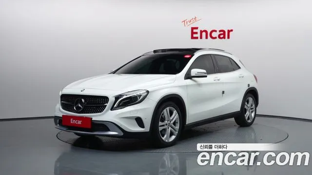 Mercedes-Benz GLA-Class 2015 — photo 1