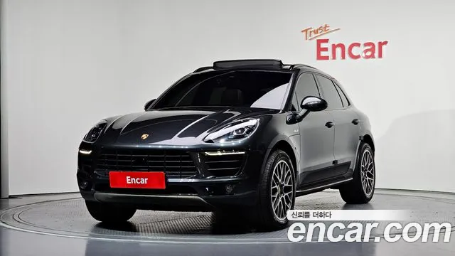 Porsche Macan 2017 — photo 1
