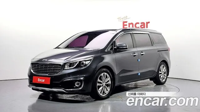 Kia Canival 2016 — photo 1