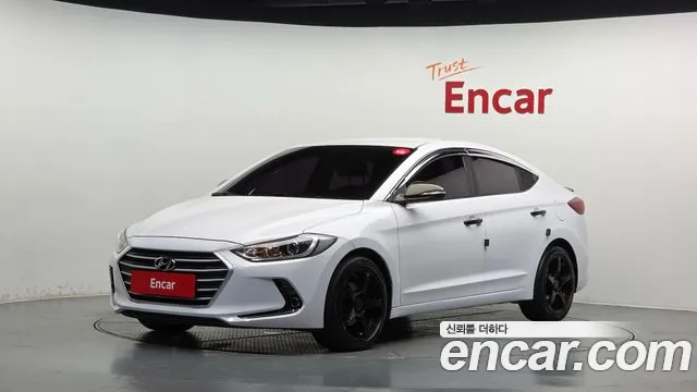 Hyundai AVANTE 2017 — photo 1