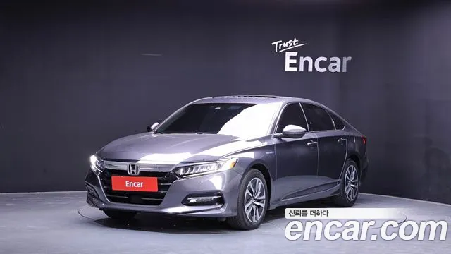 Honda Accord 2020 — photo 1