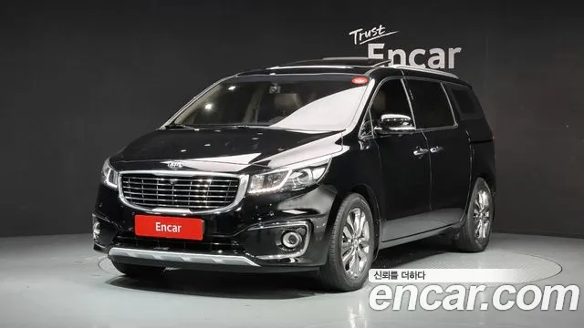 Kia Canival 2016 — photo 1