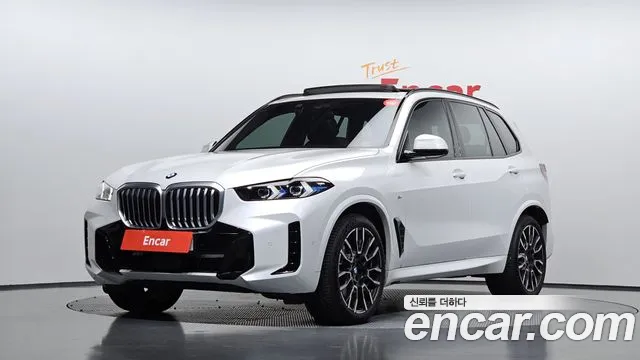 BMW X5 2025 — photo 1