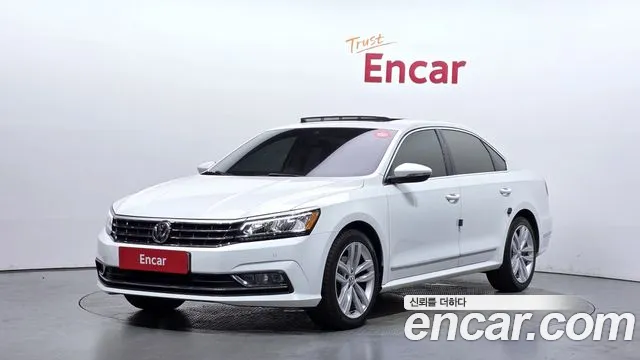 Volkswagen Passat 2018 — photo 1