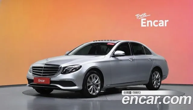 Mercedes-Benz E-Class 2018 — photo 1