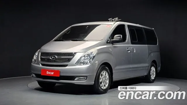 Hyundai Starex 2014 — photo 1
