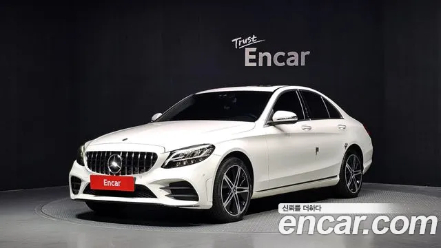 Mercedes-Benz C-Class 2019 — photo 1