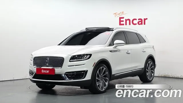 Lincoln Nautilus 2020 — photo 1