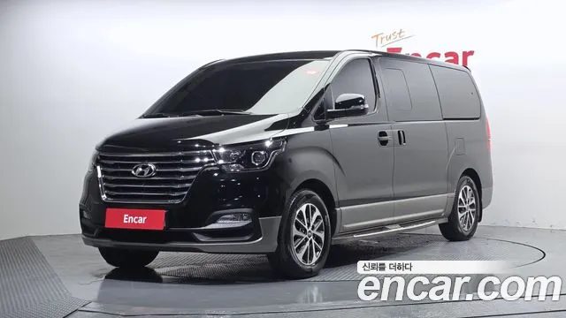 The New Grand Starex