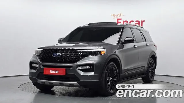 Ford Explorer 2021 — photo 1