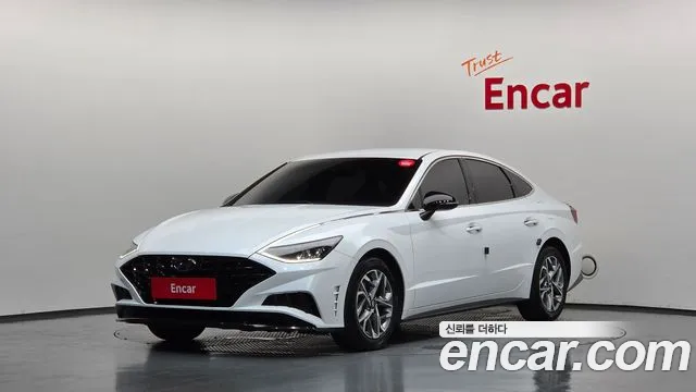 Hyundai Sonata 2022 — photo 1