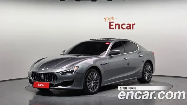Maserati Ghibli 2022 — photo 1