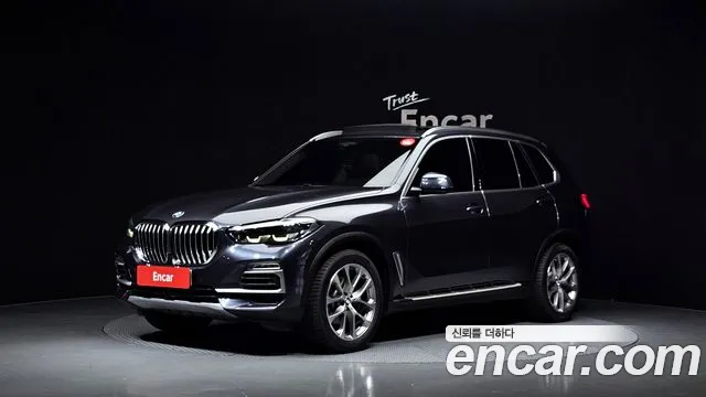 BMW X5 2019 — photo 1