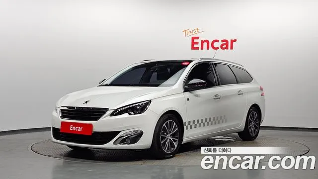 Peugeot 308 2015 — photo 1
