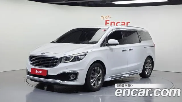 Kia Canival 2017 — photo 1