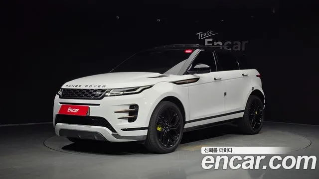 Land Rover Range Rover Evoque 2022 — photo 1