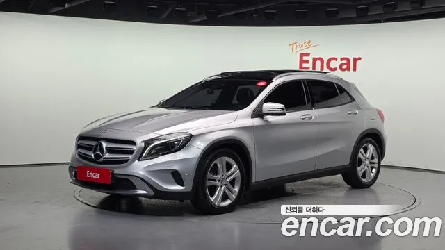 Mercedes-Benz GLA-Class 2016 — photo 1