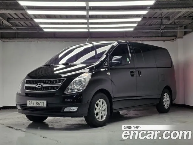 Hyundai Starex 2015 — photo 1
