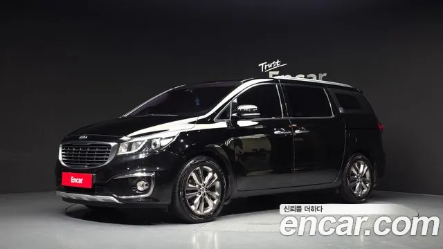 Kia Canival 2018 — photo 1