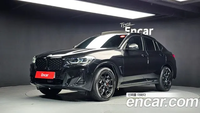 X4 (G02)