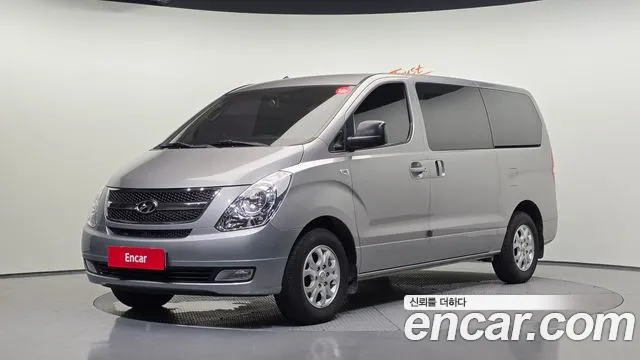 Hyundai Starex 2015 — photo 1