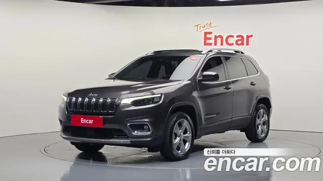 Jeep Cherokee 2021 — photo 1