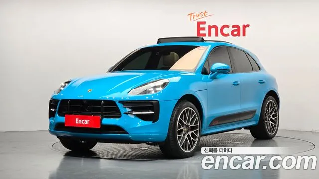 Porsche Macan 2021 — photo 1