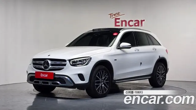 Mercedes-Benz GLC-Class 2021 — photo 1
