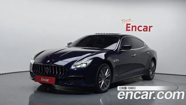 Maserati Quattroporte 2019 — photo 1