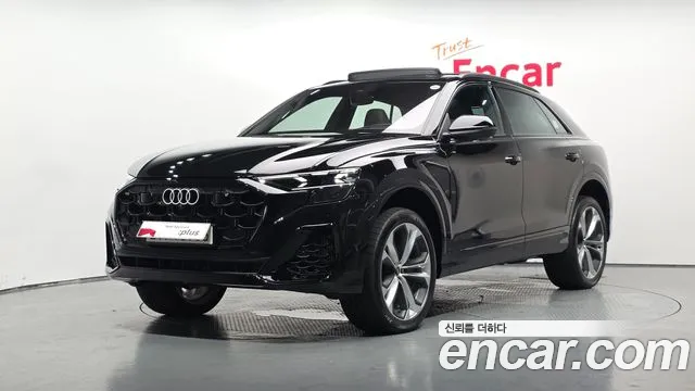 Audi Q8 2025 — photo 1
