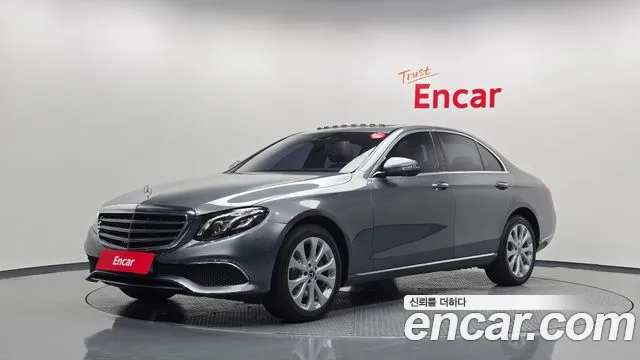 Mercedes-Benz E-Class 2018 — photo 1