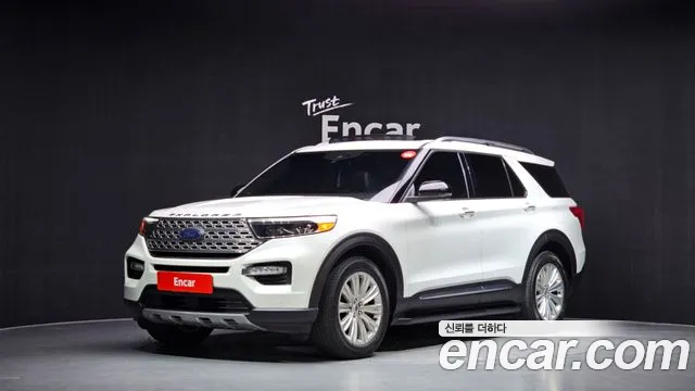 Ford Explorer 2020 — photo 1