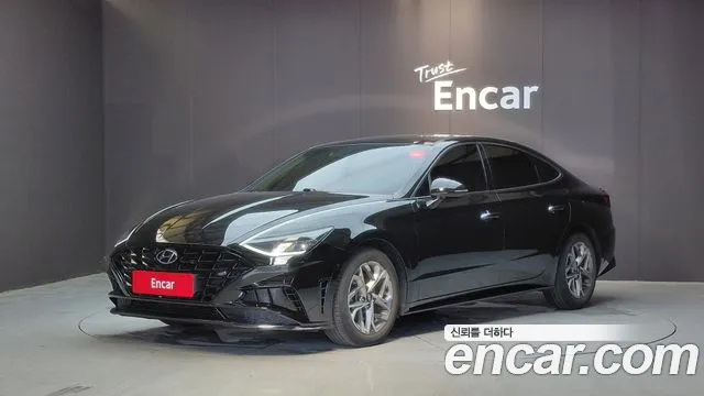 Hyundai Sonata 2022 — photo 1