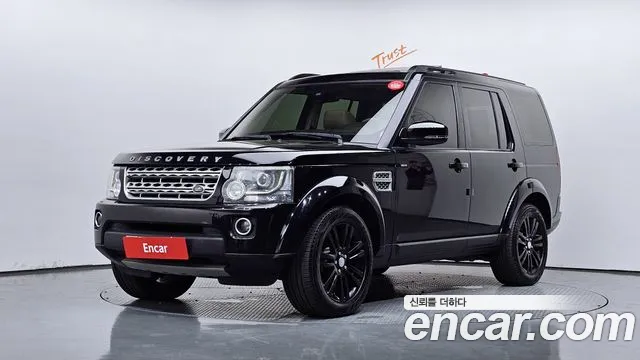Land Rover Discovery 2016 — photo 1