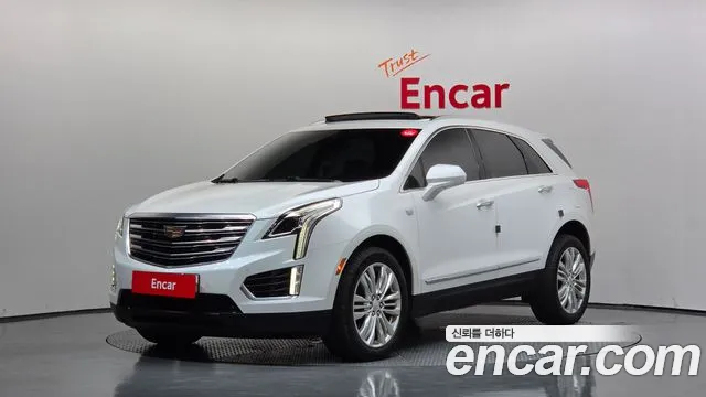 Cadillac XT5 2018 — photo 1
