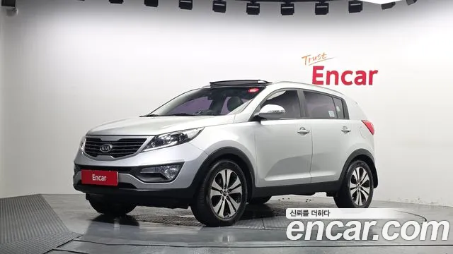 Kia Sportage 2011 — photo 1