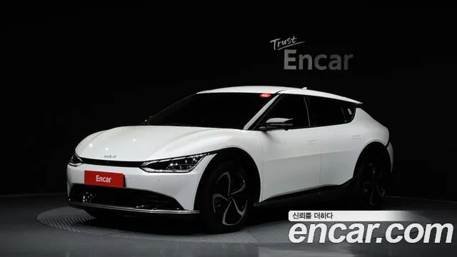 Kia EV6 2022 — photo 1
