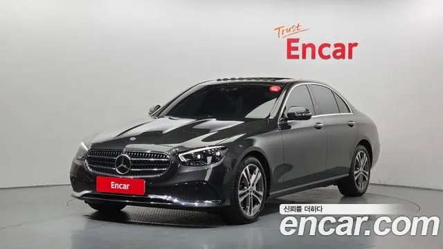 Mercedes-Benz E-Class 2021 — photo 1