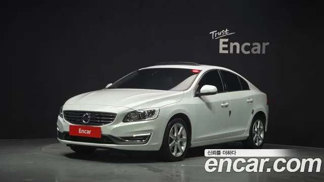 Volvo S60 2018 — photo 1