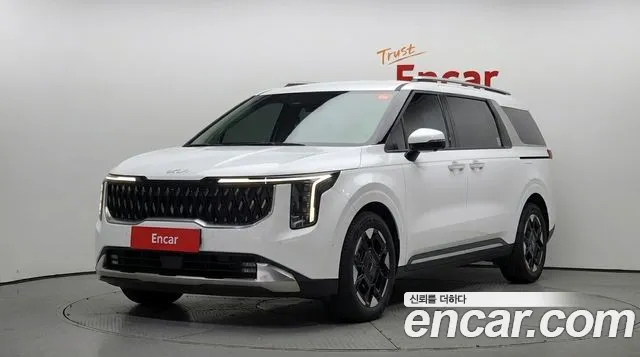 Kia Canival 2024 — photo 1