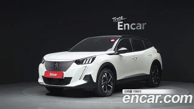 Peugeot 2008 2023 — photo 1